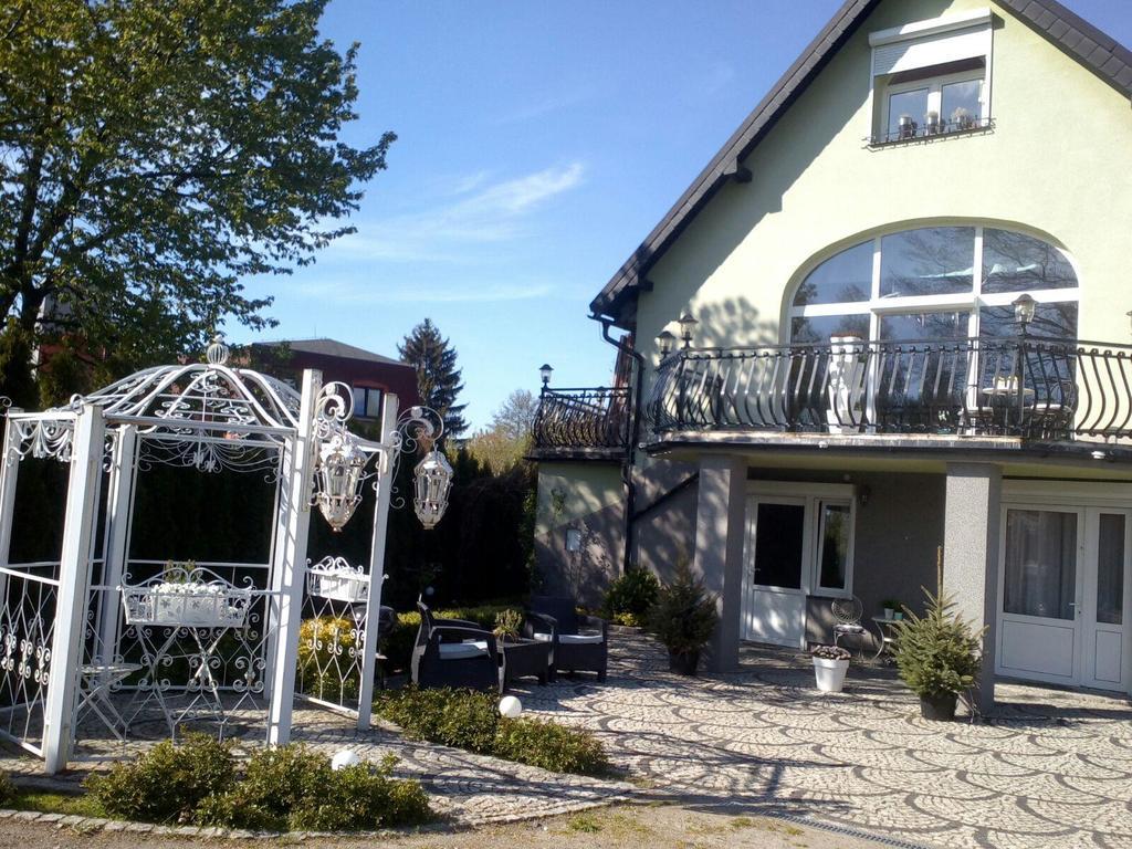 Mizerowka Guest House 库多瓦-兹德鲁伊 外观 照片